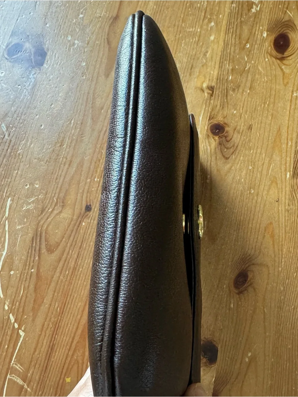 Vintage Italian Genuine Leather Gold Chain Crossbody Clutch Bag 1980s
